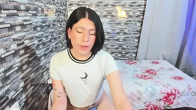 Snapshot of xxxEmmaxx chatting on 16, 12, 2025 xxxEmmaxx online show from 16, 12, 2025