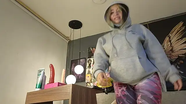 Snapshot of Mafecosecret chatting on 6, 11, 2025 Mafecosecret online show from 6, 11, 2025