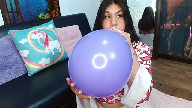 gigi gilt  online show from 20, 2, 2026