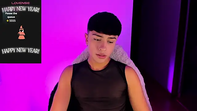 Snapshot of Matheewx_m chatting on 18, 9, 2025 Matheewx m online show from 18, 9, 2025