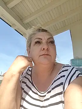 Snapshot of clarabbw47 chatting on 25, 4, 2026 clarabbw47 online show from 25, 4, 2026