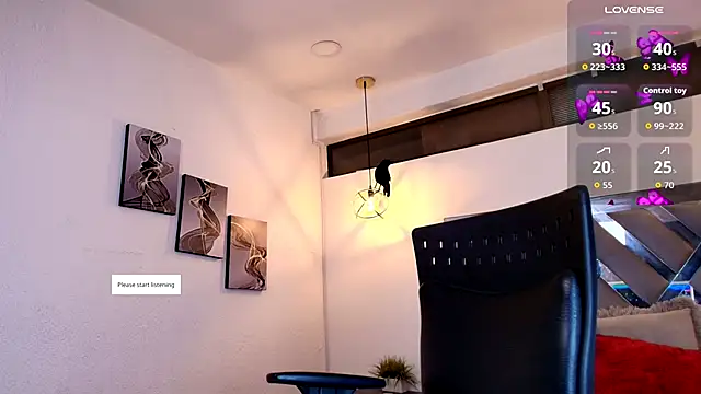 Snapshot of Rossi_ss1 chatting on 26, 10, 2025 Rossi ss1 online show from 26, 10, 2025