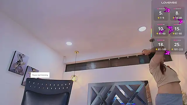 Snapshot of Rossi_ss1 chatting on 18, 11, 2025 Rossi ss1 online show from 18, 11, 2025