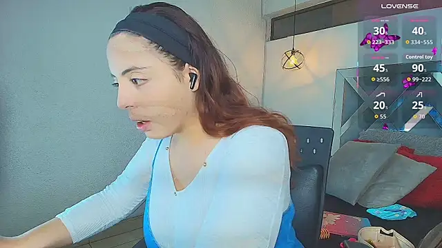 Snapshot of Rossi_ss1 chatting on 28, 11, 2025 Rossi ss1 online show from 28, 11, 2025