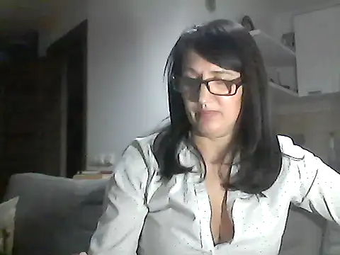 Elena48324 online show from 10, 3, 2026