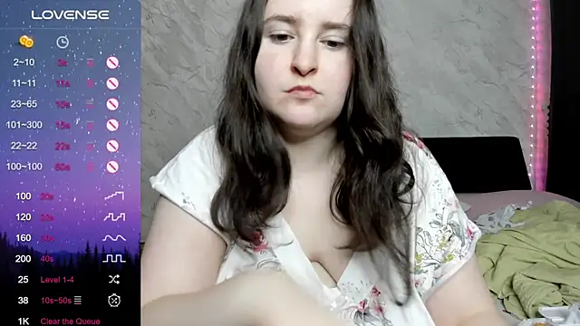 Snapshot of alice_allens chatting on 4, 10, 2025 alice allens online show from 4, 10, 2025