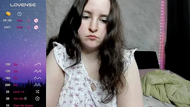 Snapshot of alice_allens chatting on 6, 10, 2025 alice allens online show from 6, 10, 2025