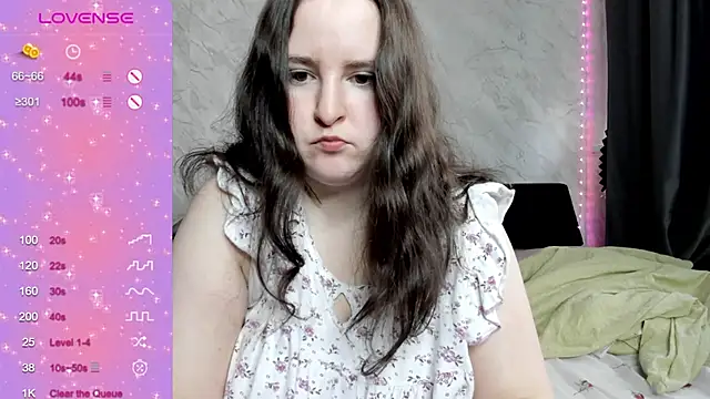 Snapshot of alice_allens chatting on 7, 10, 2025 alice allens online show from 7, 10, 2025