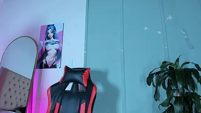 Zafiro  Brown online show from 6, 11, 2025