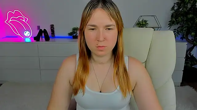 Snapshot of Sofii_darling chatting on 21, 11, 2025 Sofii darling online show from 21, 11, 2025