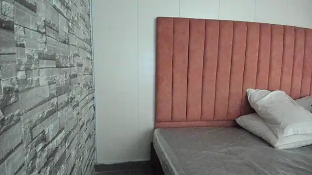 ashley Olsen online show from 22, 10, 2025