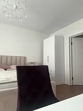 Snapshot of AmandaStoun chatting on 12, 4, 2026 AmandaStoun online show from 12, 4, 2026