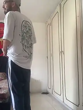 Snapshot of malek_xarx_ chatting on 2, 3, 2026 malek xarx online show from 2, 3, 2026