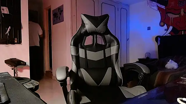 Snapshot of malek_xarx_ chatting on 12, 3, 2026 malek xarx online show from 12, 3, 2026