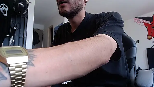 Snapshot of malek_xarx_ chatting on 1, 4, 2026 malek xarx online show from 1, 4, 2026