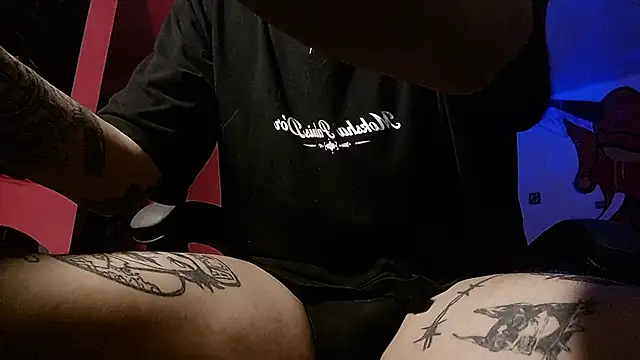 Snapshot of malek_xarx_ chatting on 3, 4, 2026 malek xarx online show from 3, 4, 2026