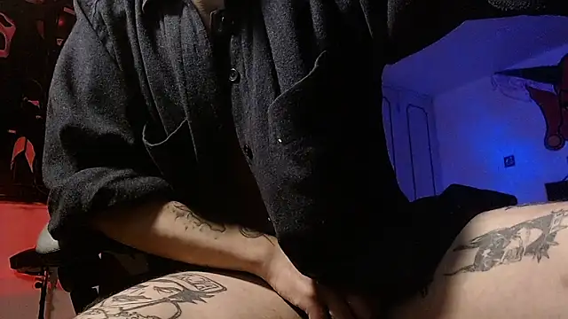 Snapshot of malek_xarx_ chatting on 5, 4, 2026 malek xarx online show from 5, 4, 2026