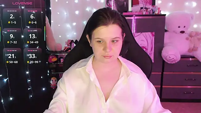 Snapshot of AmyVibess chatting on 9, 9, 2025 AmyVibess online show from 9, 9, 2025