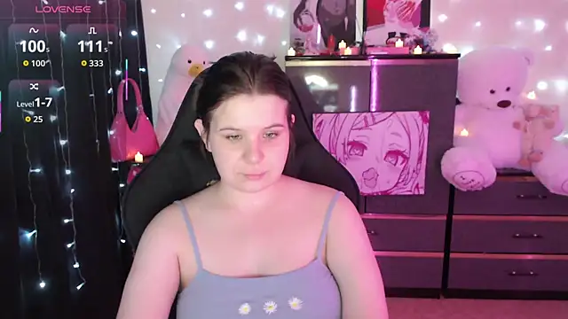 Snapshot of AmyVibess chatting on 4, 10, 2025 AmyVibess online show from 4, 10, 2025