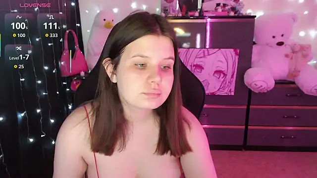 Snapshot of AmyVibess chatting on 6, 10, 2025 AmyVibess online show from 6, 10, 2025