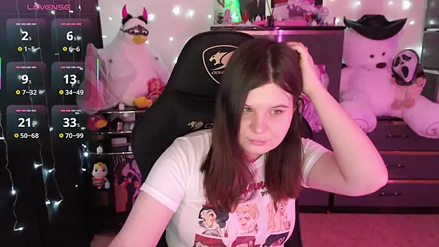 Snapshot of AmyVibess chatting on 25, 10, 2025 AmyVibess online show from 25, 10, 2025