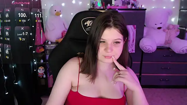 Snapshot of AmyVibess chatting on 28, 11, 2025 AmyVibess online show from 28, 11, 2025