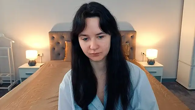 Snapshot of BerryDiva chatting on 3, 4, 2026 BerryDiva online show from 3, 4, 2026