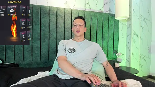 Snapshot of Dustin_Sonne chatting on 14, 11, 2025 Dustin Sonne online show from 14, 11, 2025