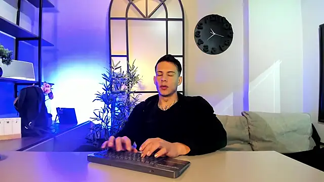Snapshot of Dustin_Sonne chatting on 21, 4, 2026 Dustin Sonne online show from 21, 4, 2026