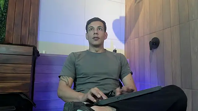Snapshot of Dustin_Sonne chatting on 3, 5, 2026 Dustin Sonne online show from 3, 5, 2026