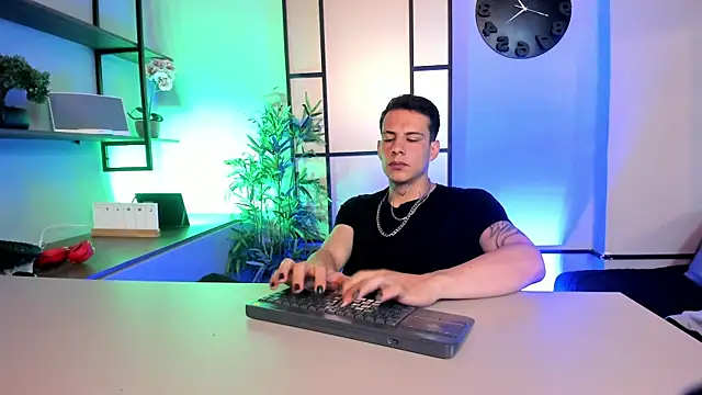 Snapshot of Dustin_Sonne chatting on 19, 5, 2026 Dustin Sonne online show from 19, 5, 2026