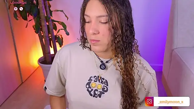 onlyemily  online show from 4, 3, 2026