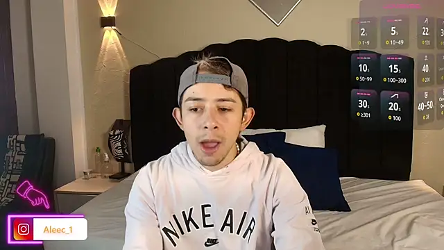 Aleecandrews online show from 15, 9, 2025