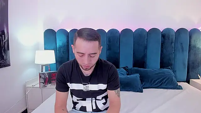 Snapshot of Lushian_ chatting on 5, 2, 2026 Lushian online show from 5, 2, 2026