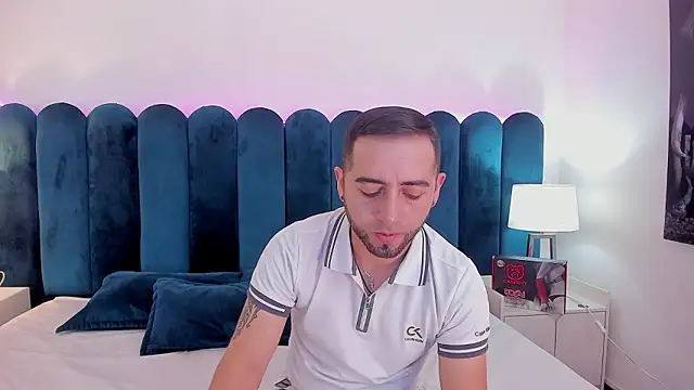 Snapshot of Lushian_ chatting on 6, 2, 2026 Lushian online show from 6, 2, 2026