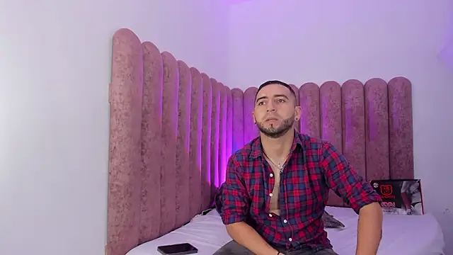 Snapshot of Lushian_ chatting on 12, 3, 2026 Lushian online show from 12, 3, 2026