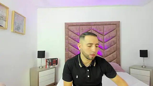 Snapshot of Lushian_ chatting on 23, 3, 2026 Lushian online show from 23, 3, 2026