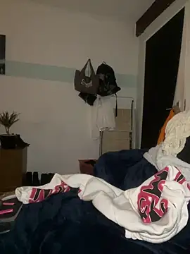 Snapshot of Seductively4_20 chatting on 4, 11, 2025 Seductively4 20 online show from 4, 11, 2025