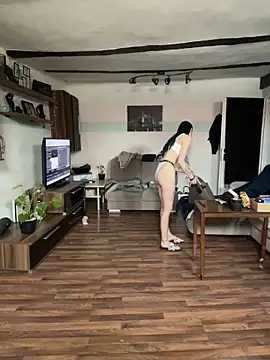 Snapshot of Seductively4_20 chatting on 14, 11, 2025 Seductively4 20 online show from 14, 11, 2025