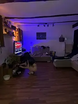 Snapshot of Seductively4_20 chatting on 20, 11, 2025 Seductively4 20 online show from 20, 11, 2025