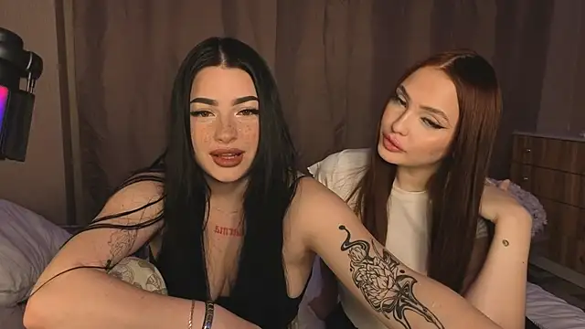 Snapshot of honey_____bunny chatting on 17, 10, 2025 honey bunny online show from 17, 10, 2025