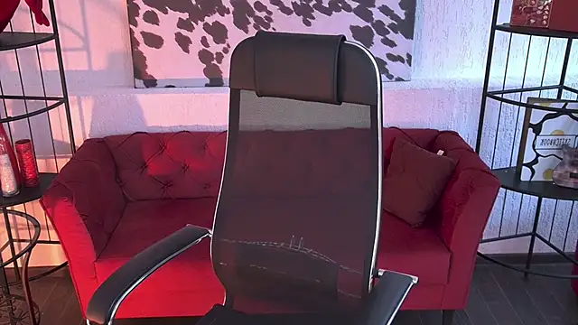 AvaDaviis online show from 18, 2, 2026