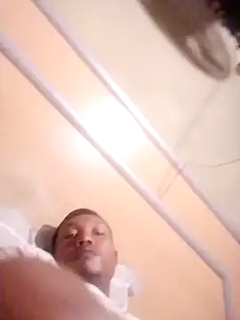 Snapshot of KingCruze chatting on 6, 1, 2026 KingCruze online show from 6, 1, 2026