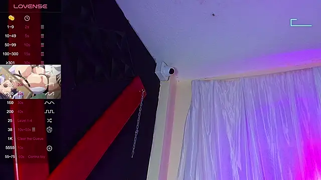 Snapshot of ivonne_diaz1 chatting on 8, 9, 2025 ivonne diaz1 online show from 8, 9, 2025