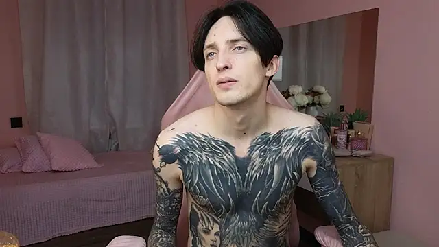 Snapshot of Martin_Jin chatting on 28, 10, 2025 Martin Jin online show from 28, 10, 2025