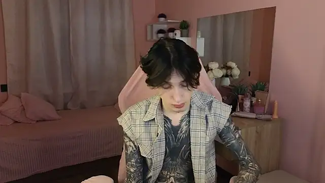 Snapshot of Martin_Jin chatting on 30, 10, 2025 Martin Jin online show from 30, 10, 2025