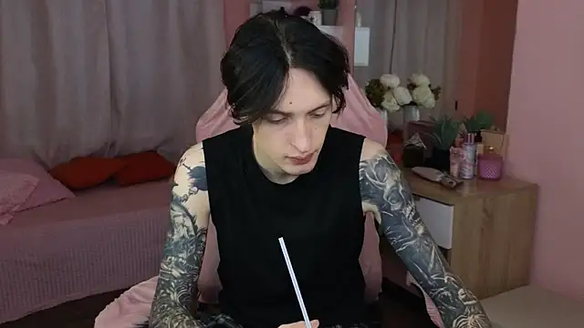 Snapshot of Martin_Jin chatting on 10, 11, 2025 Martin Jin online show from 10, 11, 2025