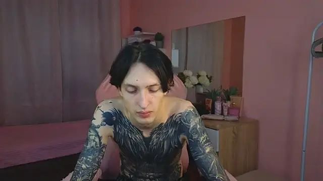 Snapshot of Martin_Jin chatting on 23, 11, 2025 Martin Jin online show from 23, 11, 2025