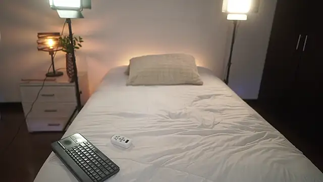 Snapshot of ximena_cortez_03 chatting on 14, 3, 2026 ximena cortez 03 online show from 14, 3, 2026