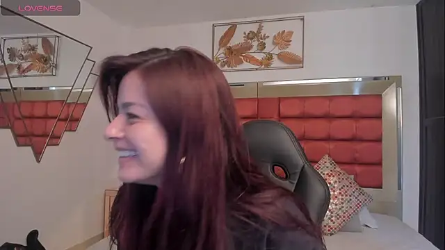 valerieMattson online show from 29, 9, 2025